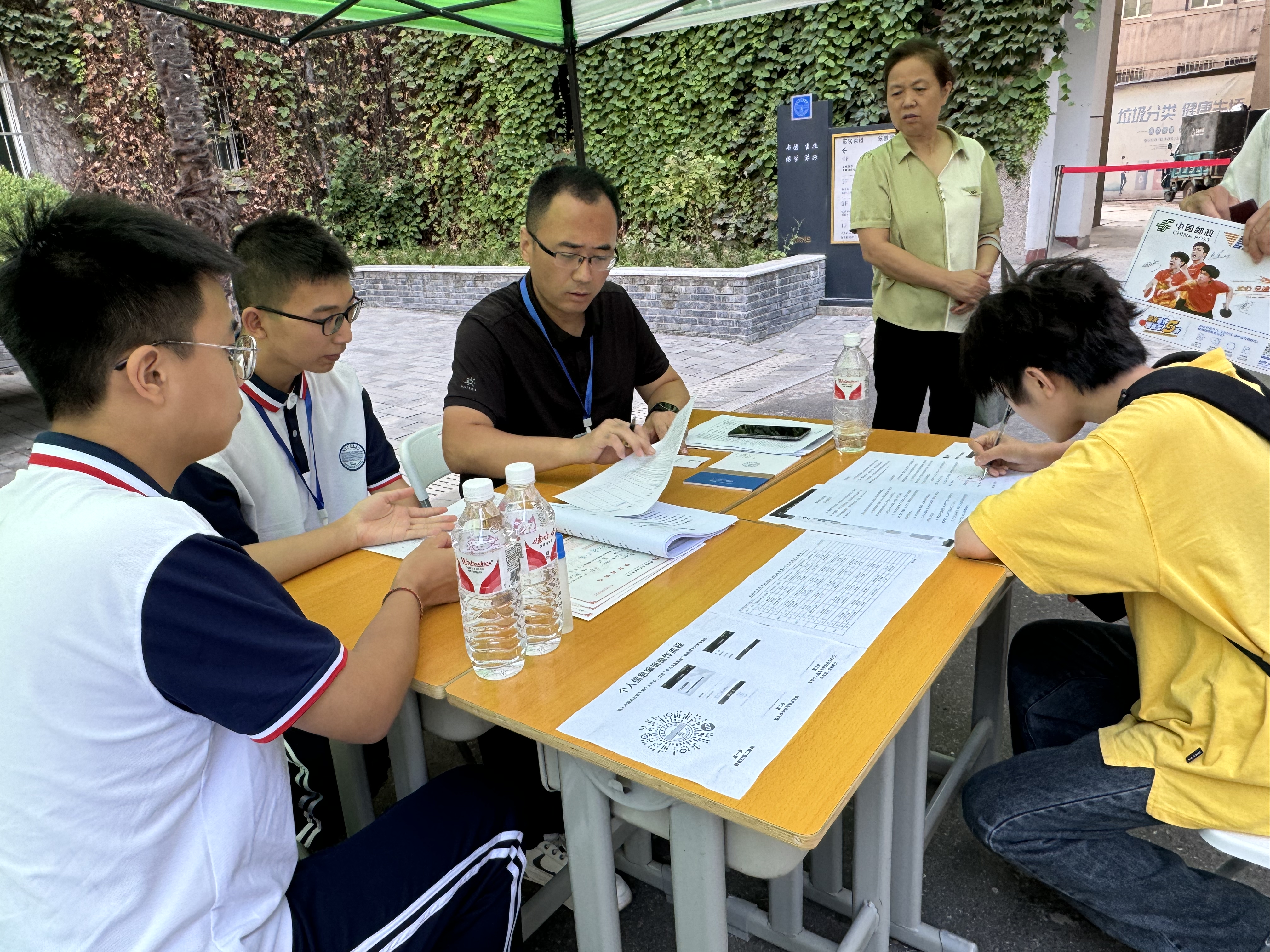 “新”欣向荣    生生不息——市卫校顺利完成秋季学期报到工作(图5)